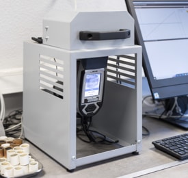 Laboratoire d'analyse des métaux Autocycling